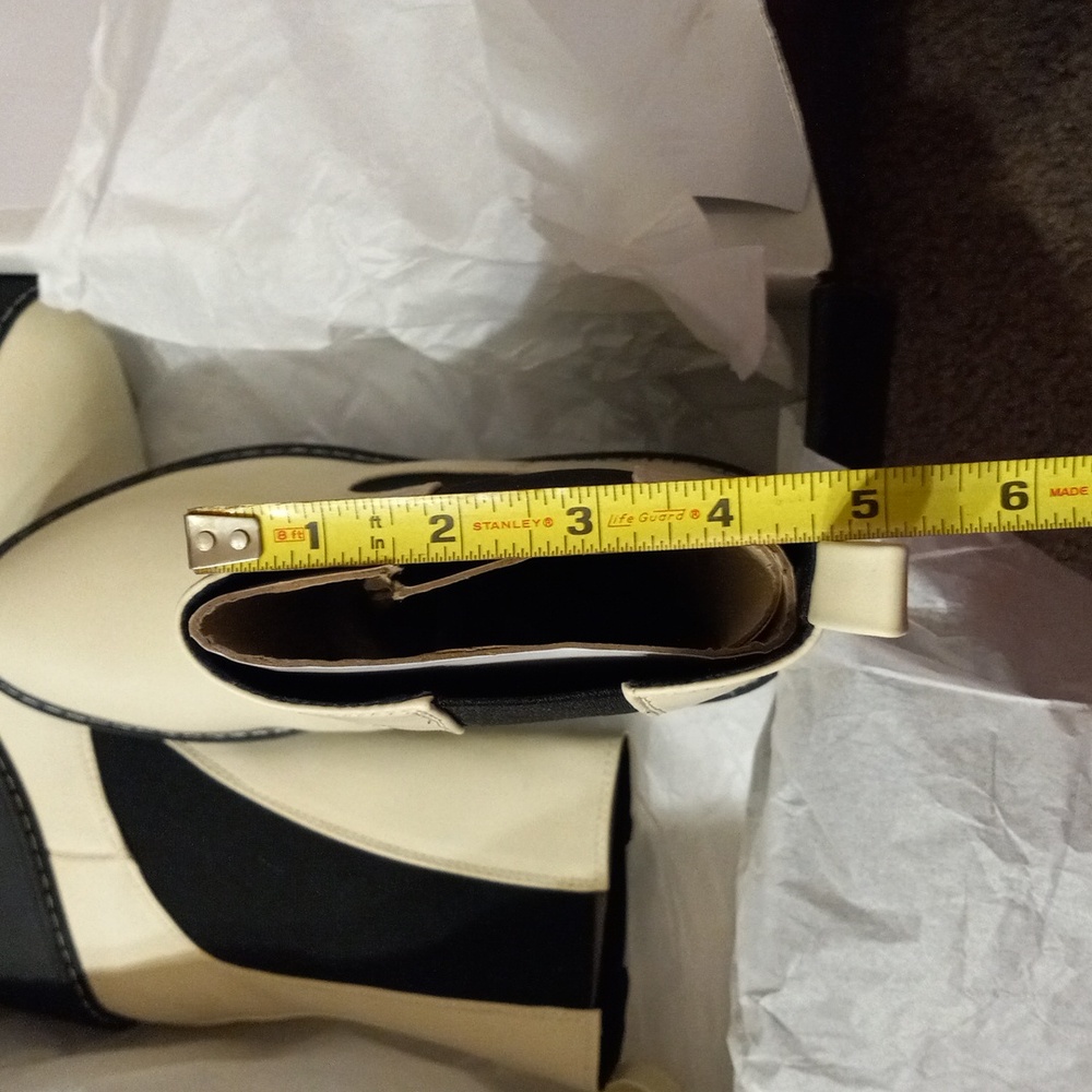 NINE WEST PLATFORM CHELSEA Doleas Boots, Size 10/11 - Picture 11 of 11